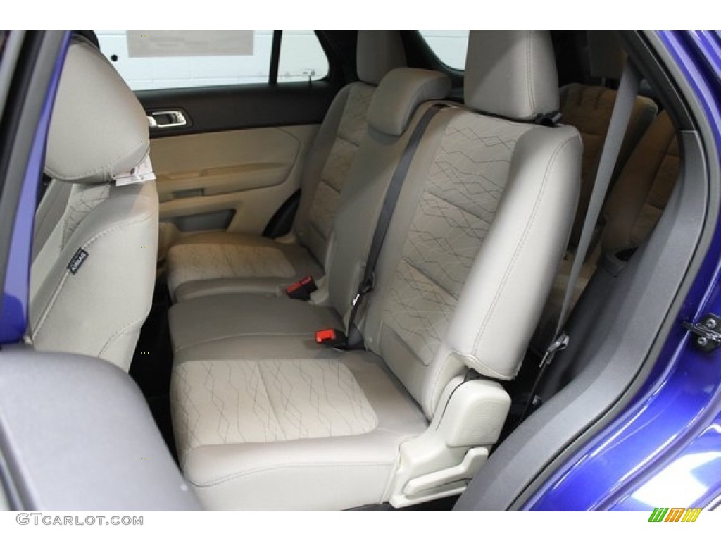 2015 Explorer 4WD - Deep Impact Blue / Medium Light Stone photo #8