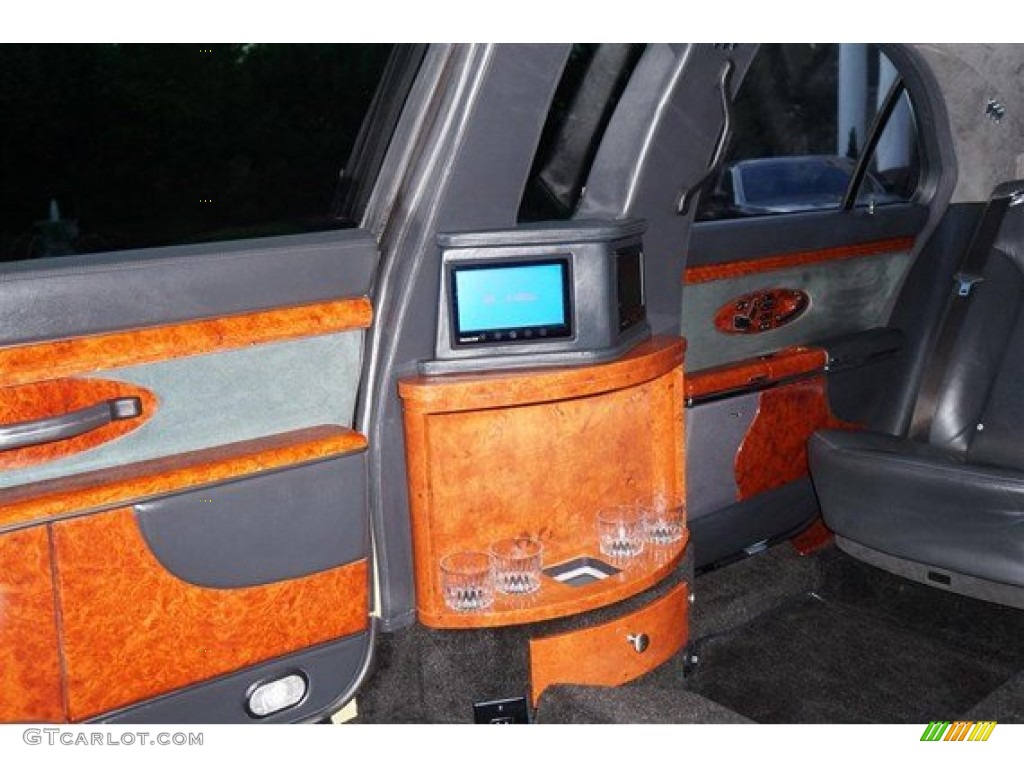 2004 Maybach 57 Limousine Interior Color Photos