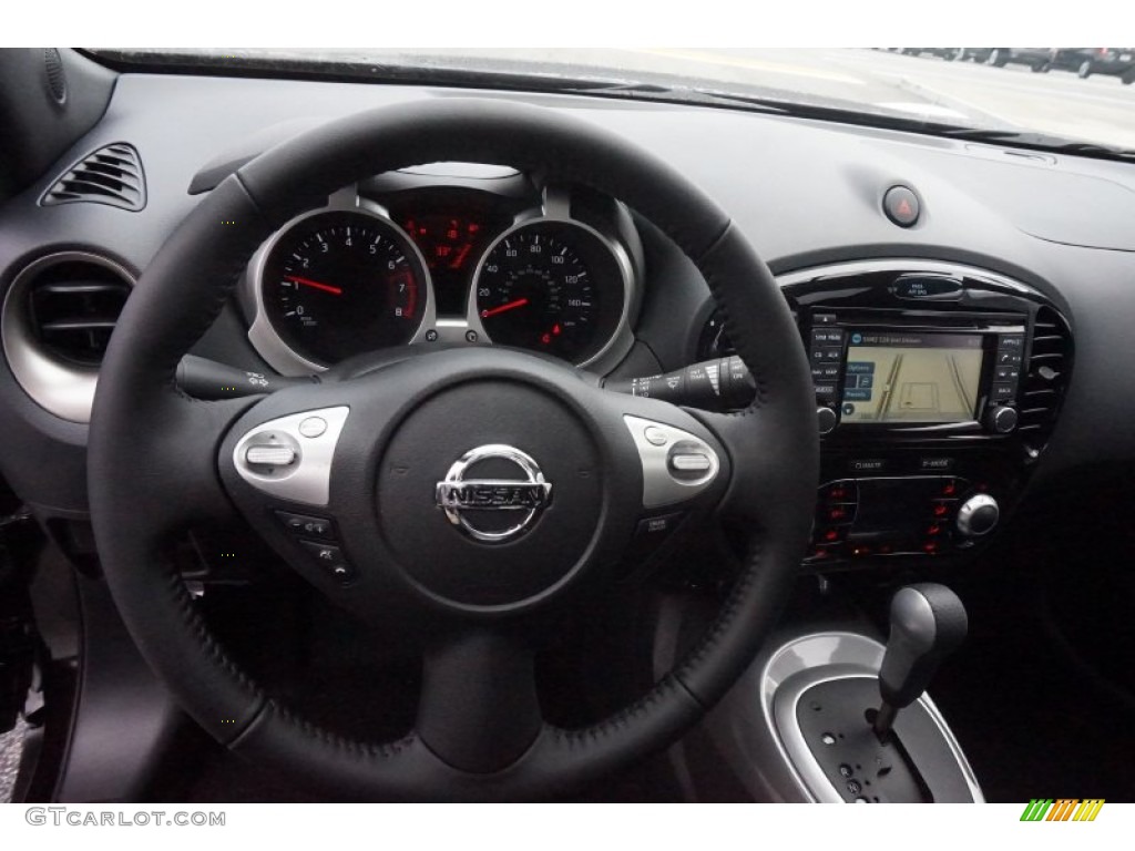 2015 Juke SV - Bordeaux Black / Black/Silver photo #11