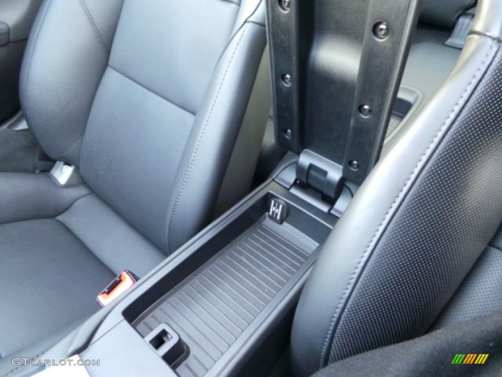 2013 911 Carrera 4S Coupe - Platinum Silver Metallic / Black photo #26