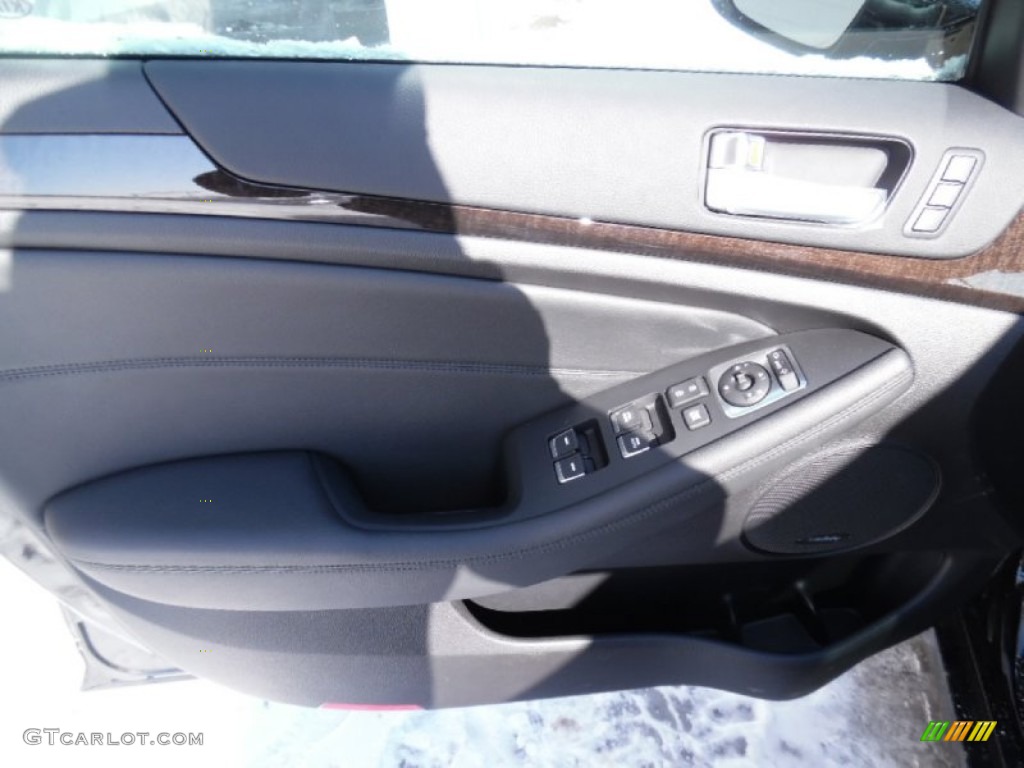 2015 Kia Cadenza Premium Black Door Panel Photo #102001439