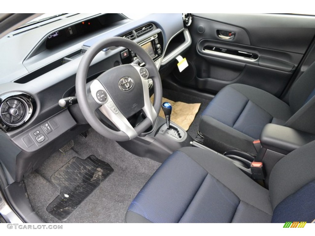 2015 Prius c Two - Magnetic Gray Metallic / Dark Blue/Gray photo #5