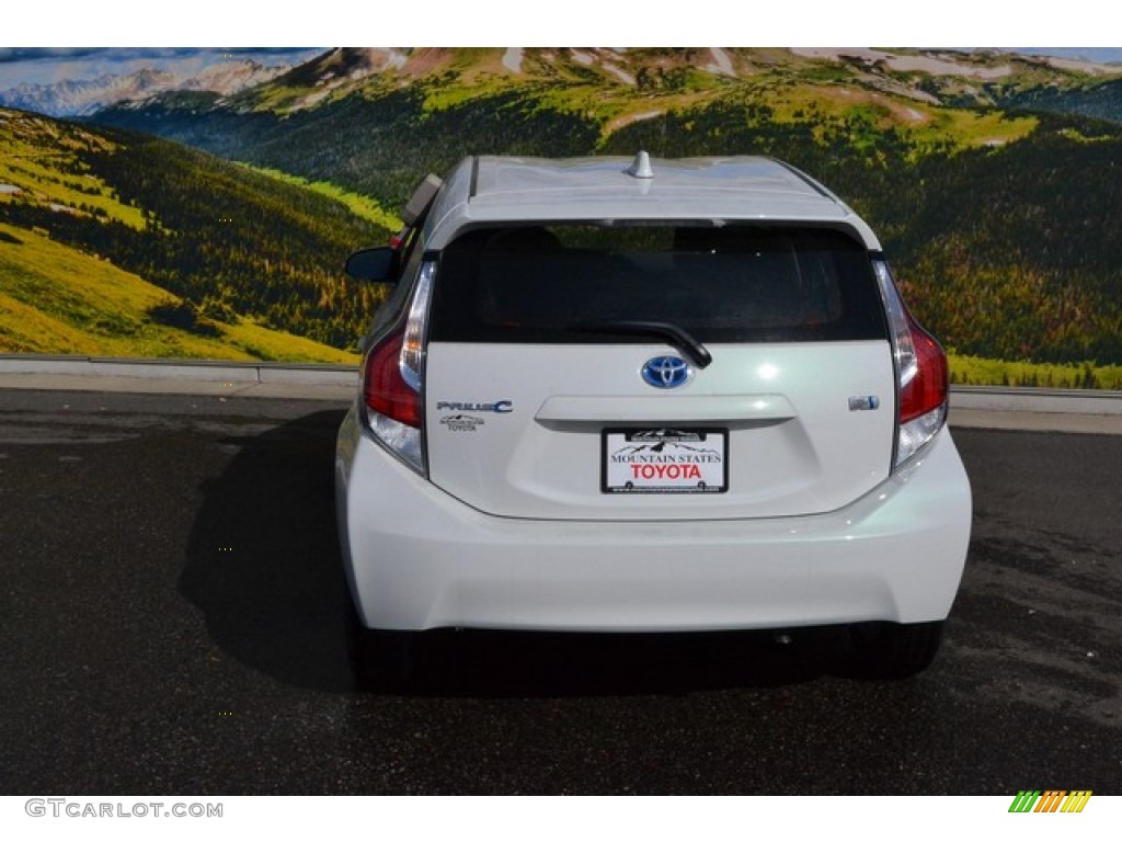 2015 Prius c Three - Moonglow / Dark Blue/Black photo #4