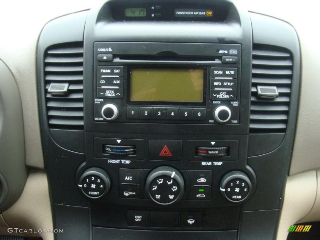 2010 Sedona LX - Cashmere Beige / Beige photo #21