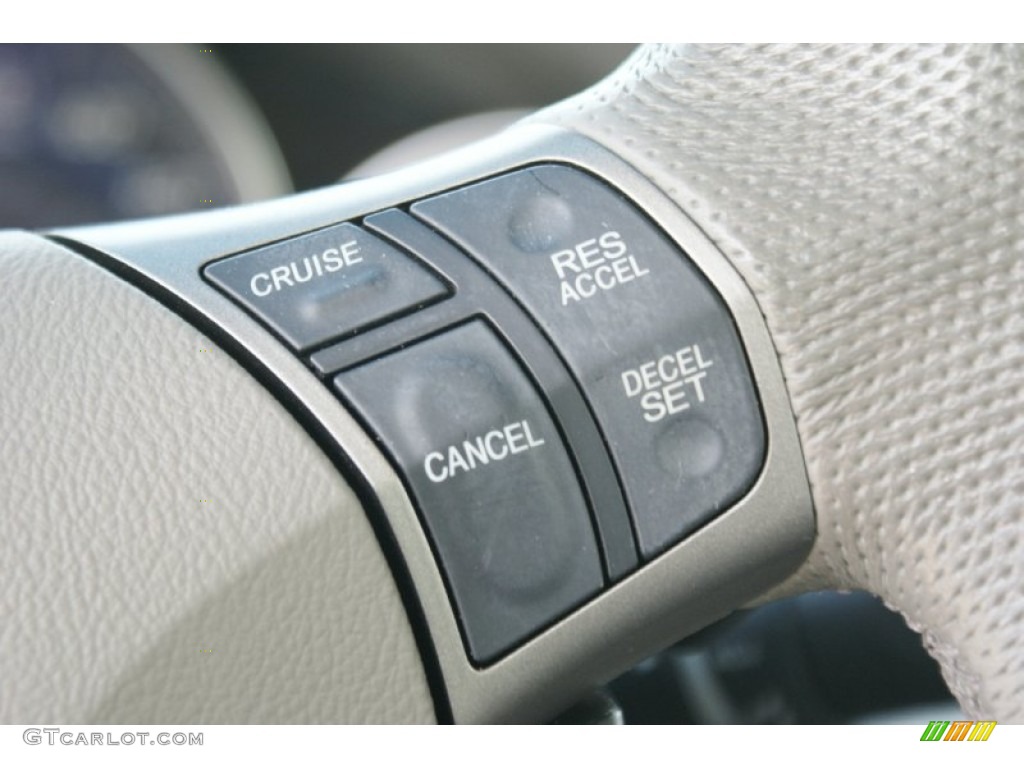 2009 RL 3.7 AWD Sedan - Platinum Frost Metallic / Taupe photo #39
