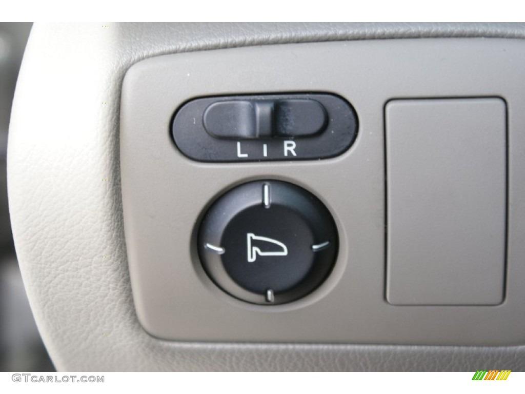 2009 RL 3.7 AWD Sedan - Platinum Frost Metallic / Taupe photo #43