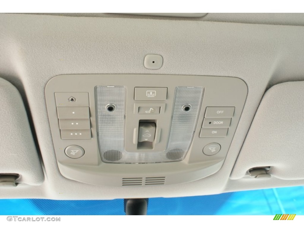 2009 RL 3.7 AWD Sedan - Platinum Frost Metallic / Taupe photo #44