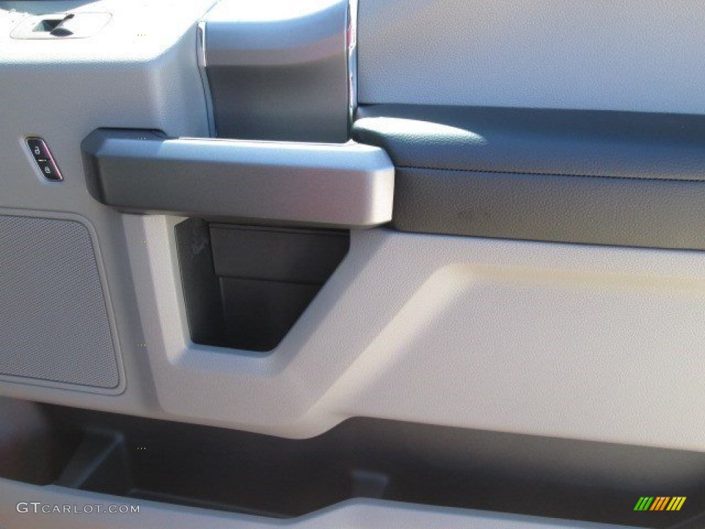 2015 F150 XLT SuperCrew - Ruby Red Metallic / Medium Earth Gray photo #24