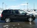 2009 Brilliant Black Crystal Pearl Chrysler Town & Country Touring  photo #5