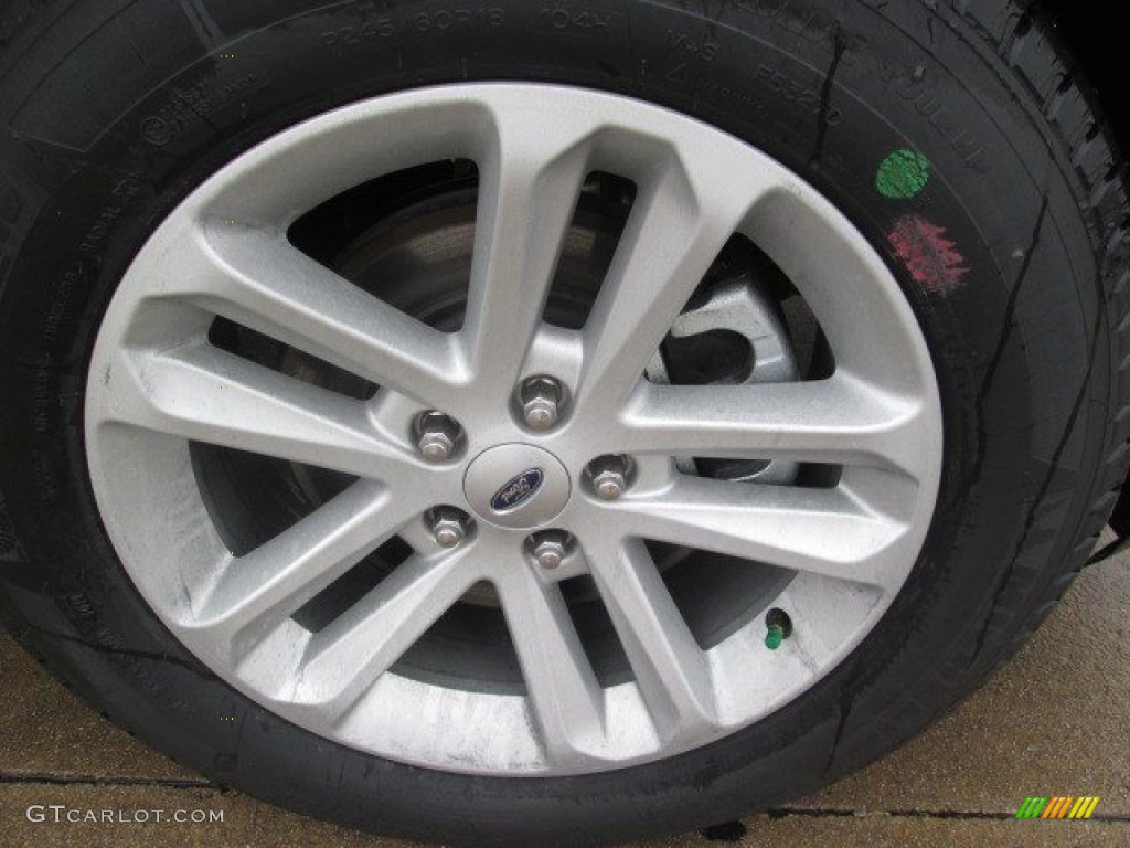 2015 Explorer FWD - Ingot Silver / Medium Light Stone photo #2