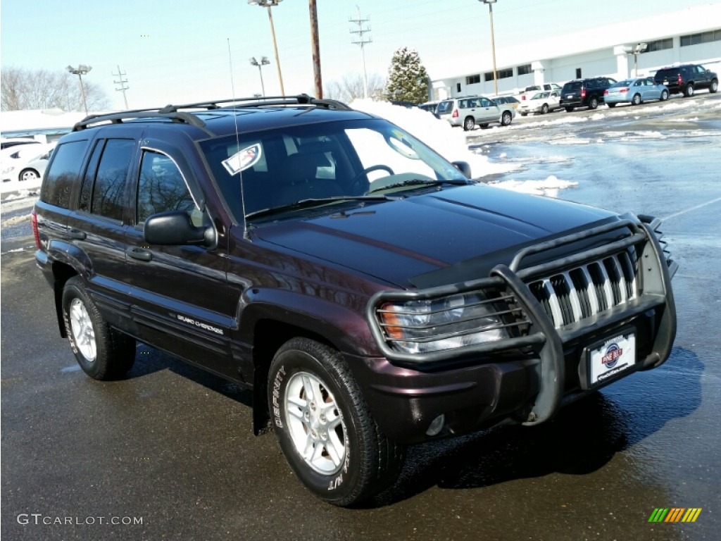 2004 Grand Cherokee Laredo 4x4 - Deep Lava Red Metallic / Taupe photo #3