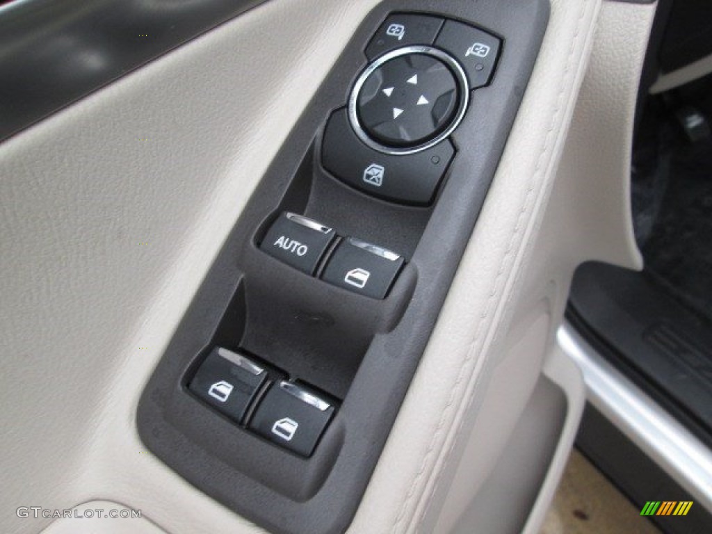 2015 Explorer FWD - Ingot Silver / Medium Light Stone photo #25