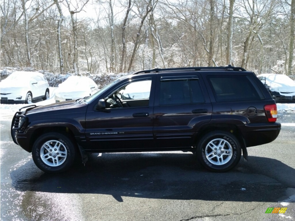 2004 Grand Cherokee Laredo 4x4 - Deep Lava Red Metallic / Taupe photo #12