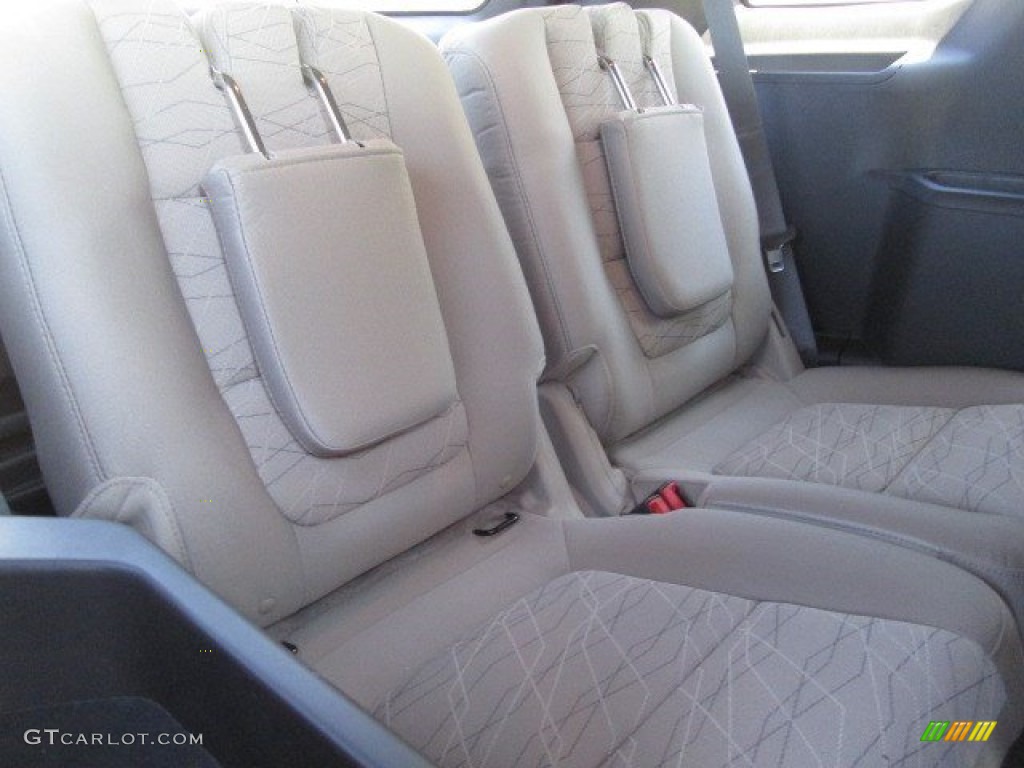 2015 Explorer FWD - Ruby Red / Medium Light Stone photo #13