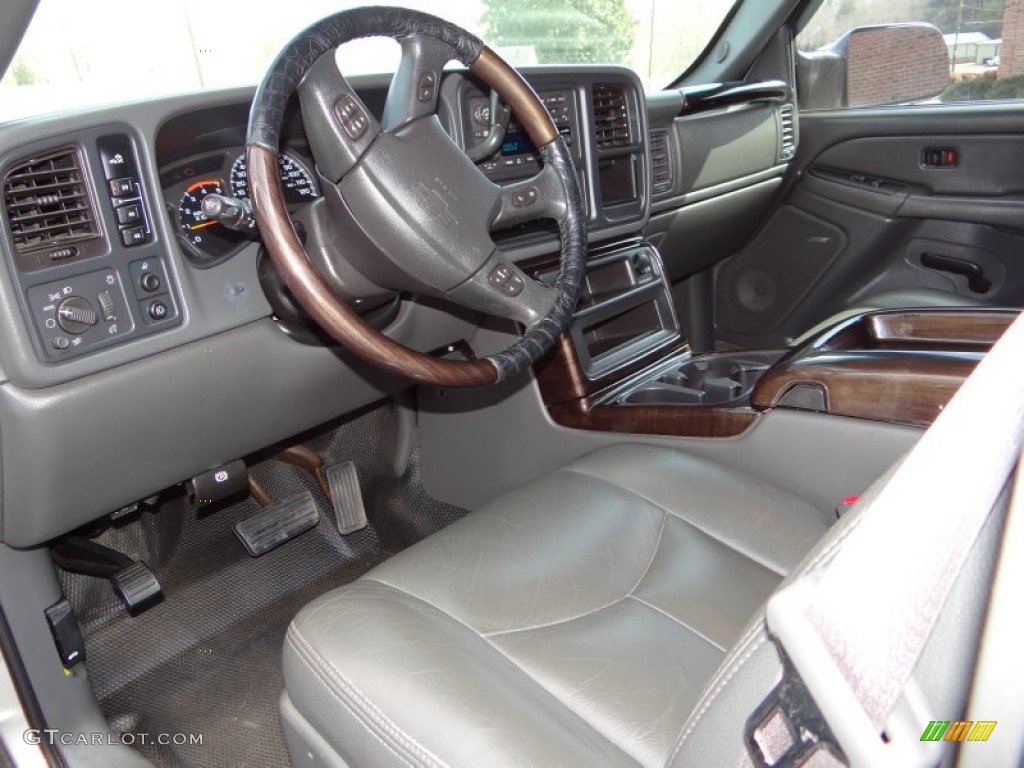 Tan Interior 2004 Chevrolet Silverado 2500HD LT Crew Cab 4x4 Photo #102017177