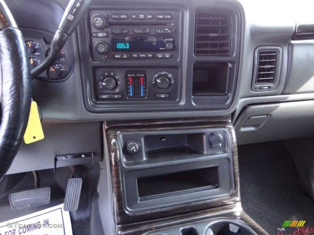 2004 Silverado 2500HD LT Crew Cab 4x4 - Sandstone Metallic / Tan photo #28