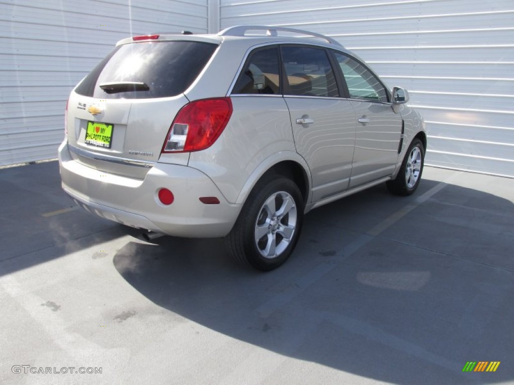 2015 Captiva Sport LT - Champagne Silver Metallic / Black/Light Titanium photo #9