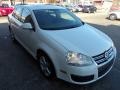 Candy White - Jetta SE Sedan Photo No. 4