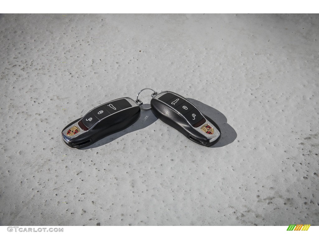 2012 Porsche Panamera S Keys Photos