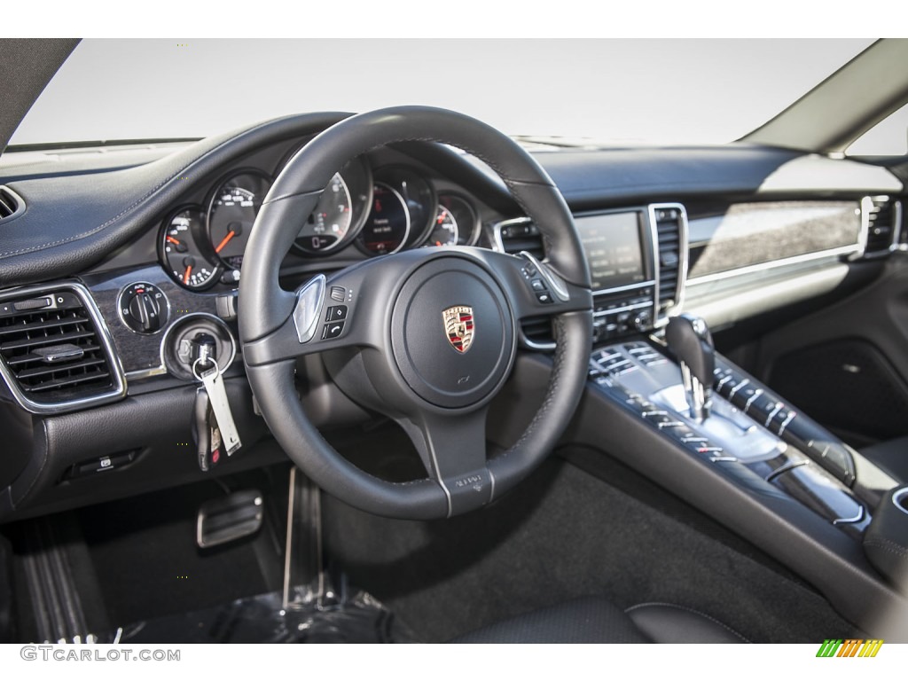 2012 Porsche Panamera S Dashboard Photos