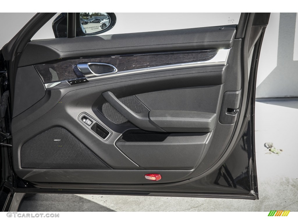 2012 Porsche Panamera S Door Panel Photos