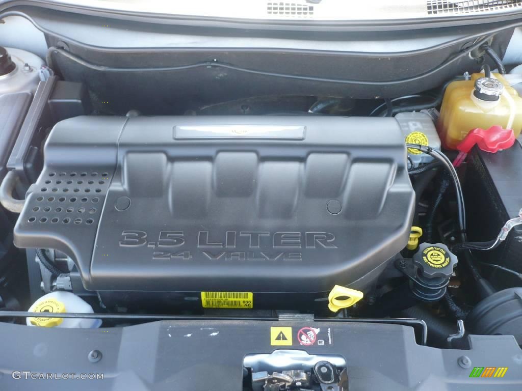 2004 Pacifica AWD - Bright Silver Metallic / Dark Slate Gray photo #22