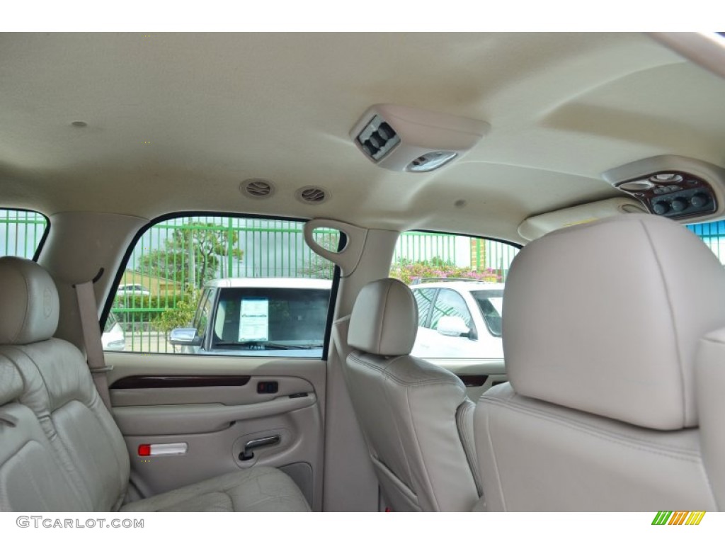 2002 Escalade AWD - Silver Sand / Shale photo #14