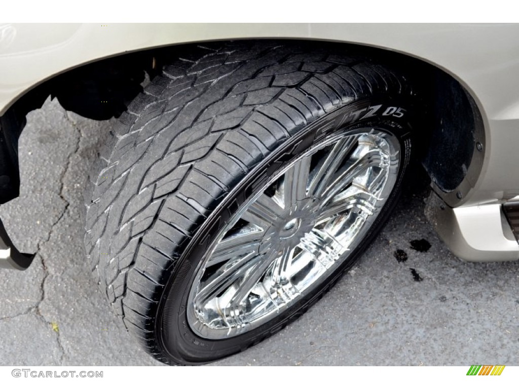 2002 Escalade AWD - Silver Sand / Shale photo #45