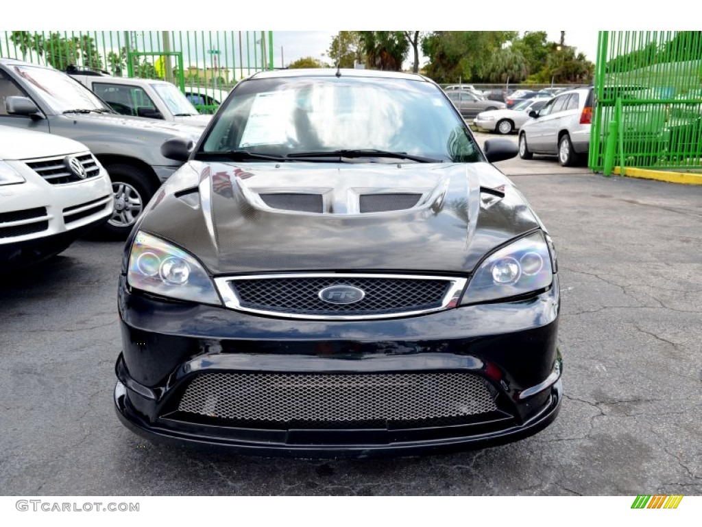 2007 Focus ZX4 SE Sedan - Pitch Black / Charcoal/Light Flint photo #2