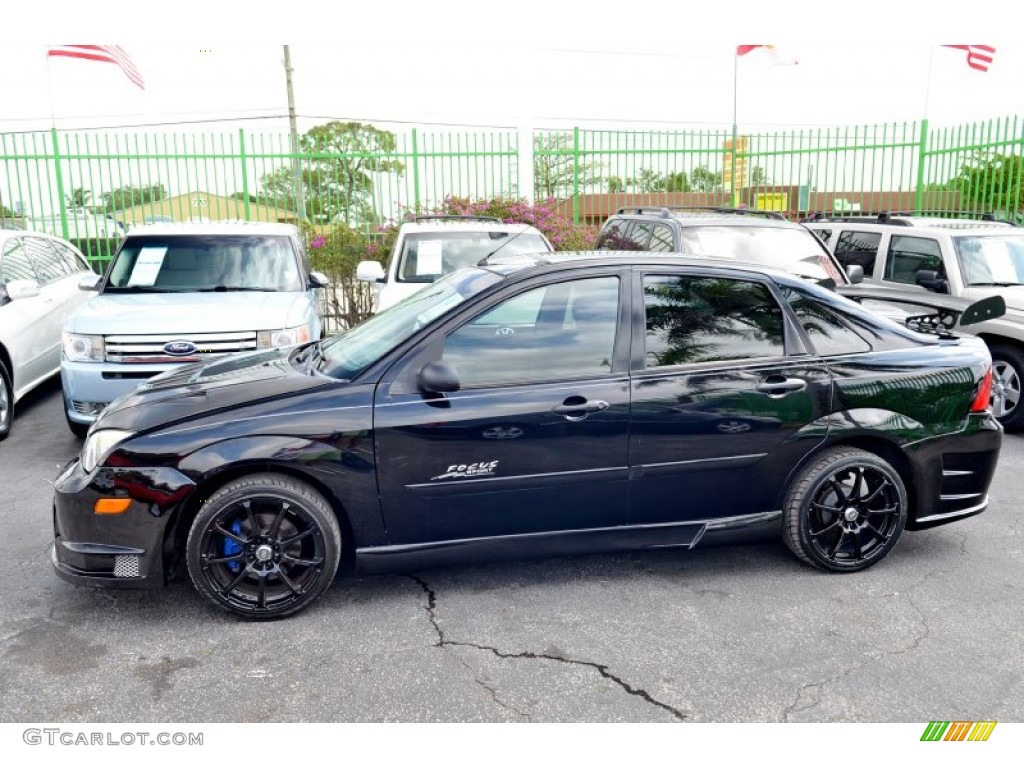 2007 Focus ZX4 SE Sedan - Pitch Black / Charcoal/Light Flint photo #6