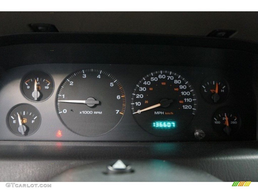 2003 Grand Cherokee Laredo 4x4 - Patriot Blue Pearl / Taupe photo #25