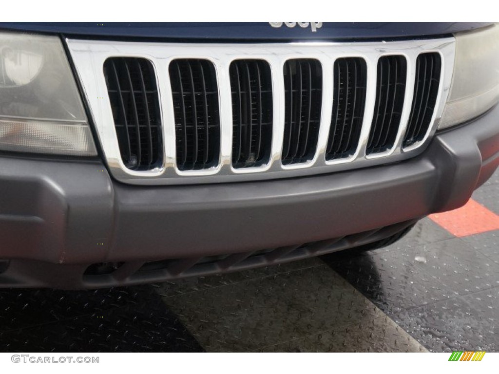 2003 Grand Cherokee Laredo 4x4 - Patriot Blue Pearl / Taupe photo #34