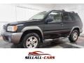 Super Black 2001 Nissan Pathfinder SE 4x4