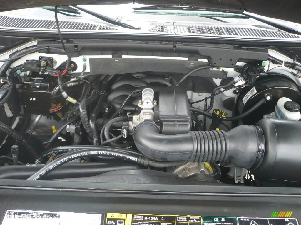 2002 F150 XL Regular Cab - Oxford White / Medium Graphite photo #14