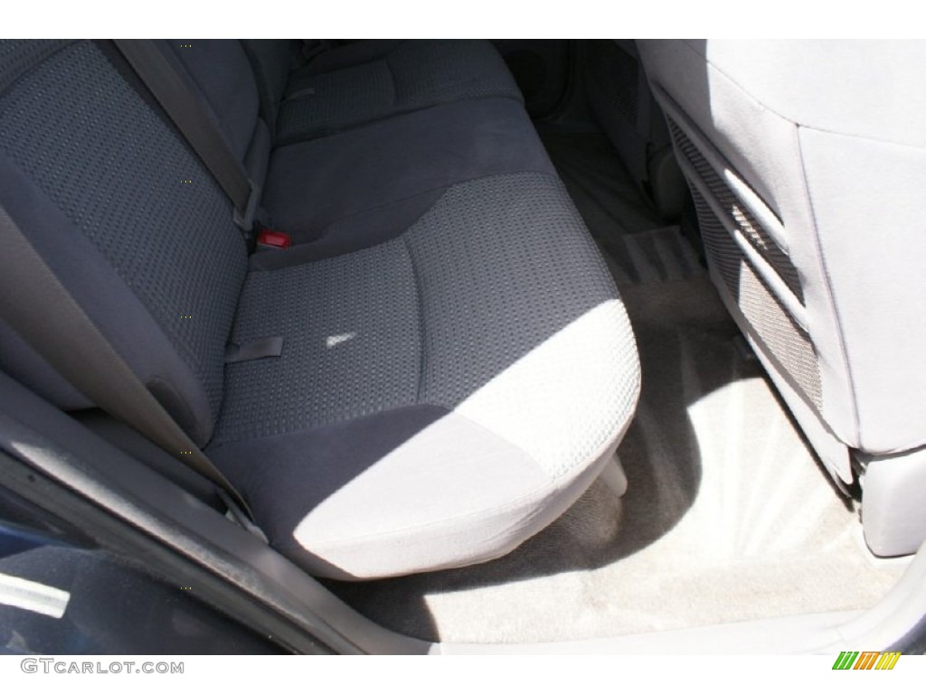 2004 4Runner SR5 - Galactic Gray Mica / Taupe photo #25