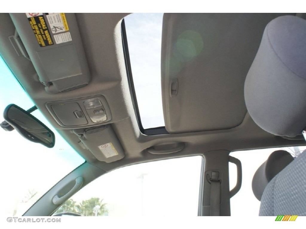 2004 4Runner SR5 - Galactic Gray Mica / Taupe photo #49