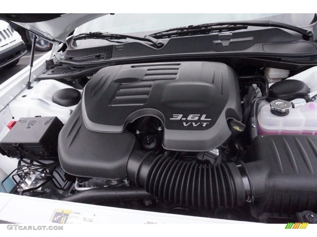 2015 Challenger SXT - Bright White / Black/Tungsten photo #9