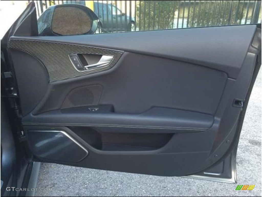 2014 Audi RS 7 4.0 TFSI quattro Door Panel Photos