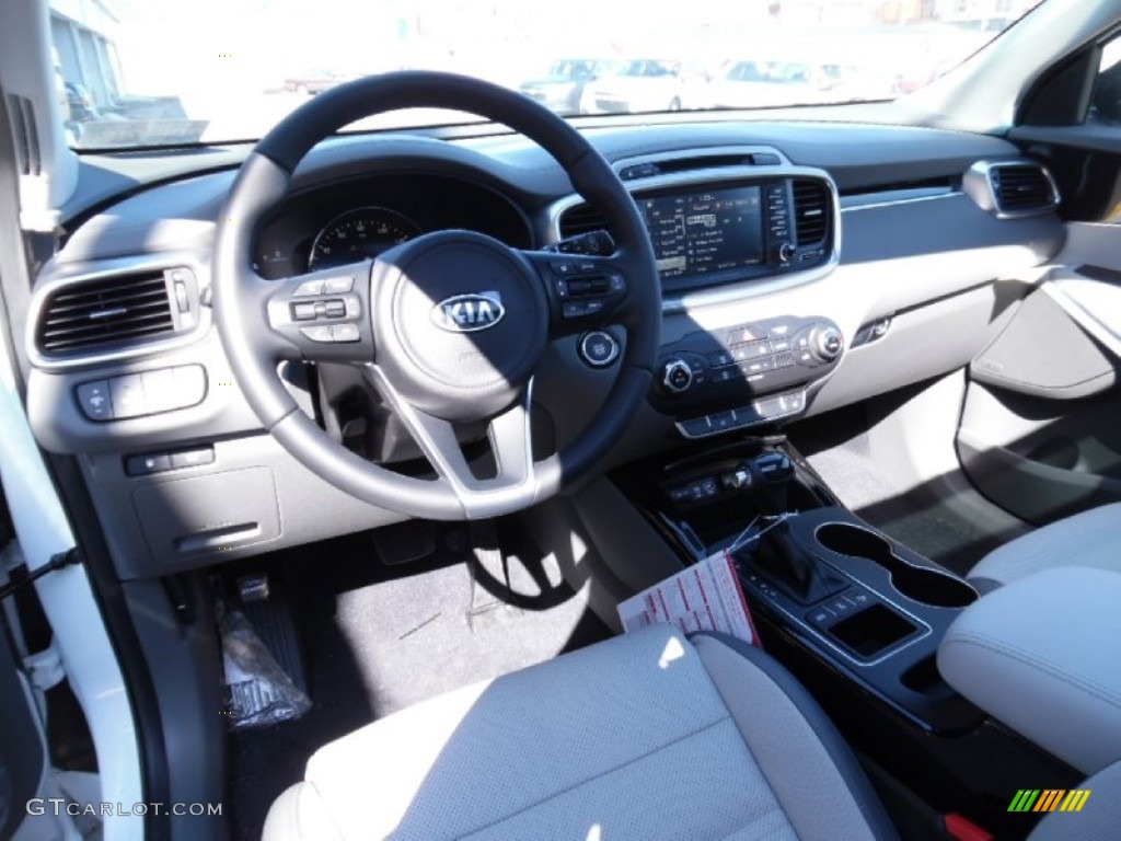 Premium Light Gray Interior 2016 Kia Sorento SX V6 AWD Photo #102057876