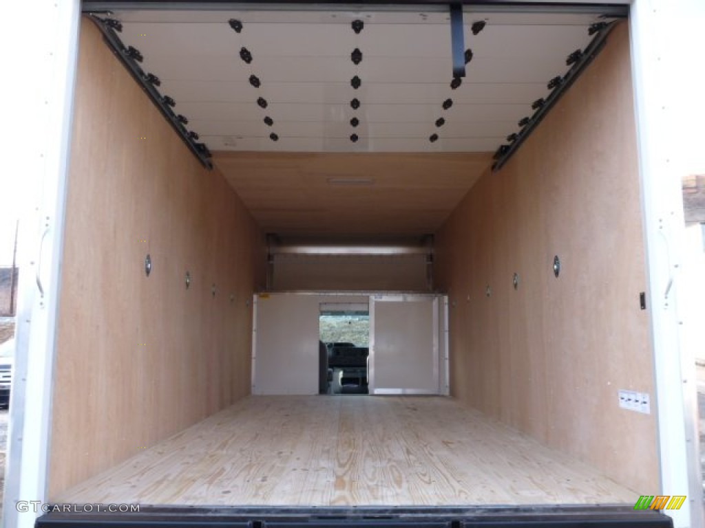 2015 Ford E-Series Van E450 Cutaway Commercial Moving Truck Trunk Photos