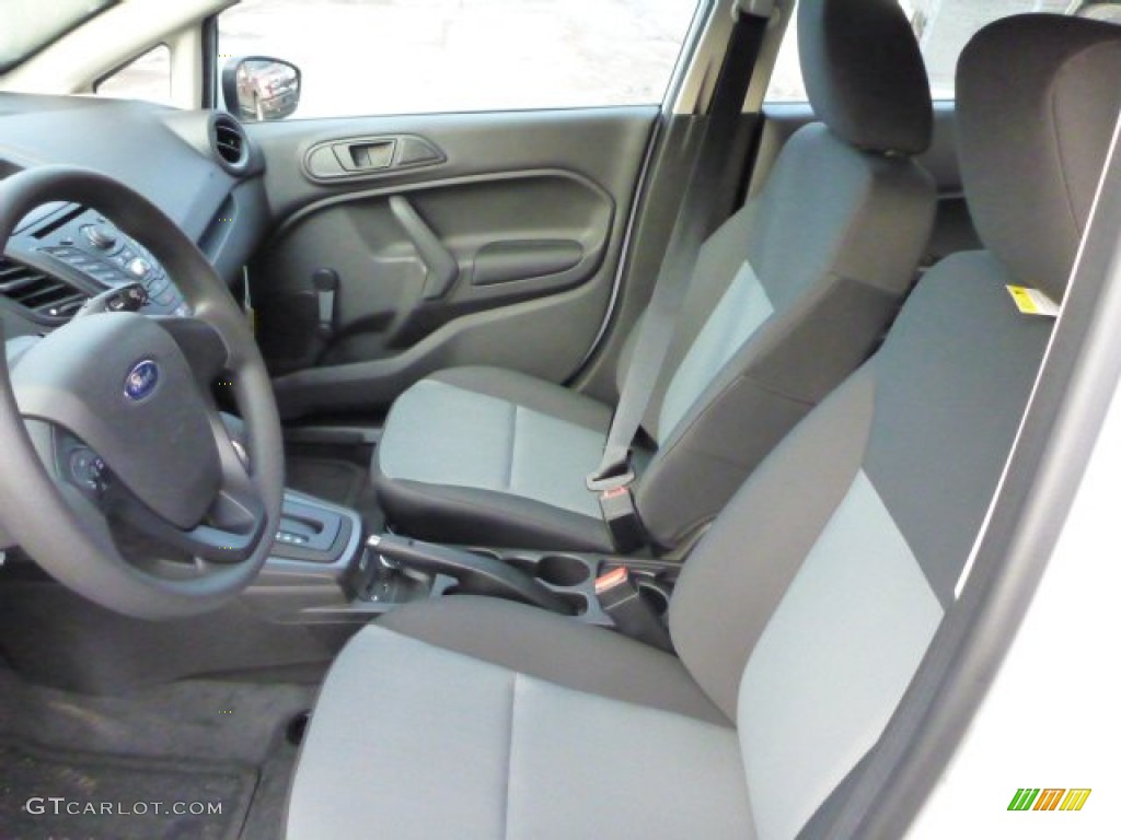 2015 Fiesta S Sedan - Oxford White / Charcoal Black photo #8