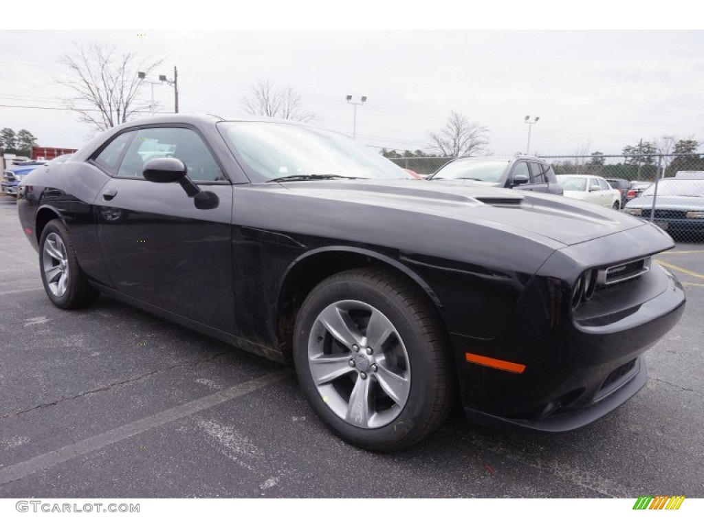 2015 Challenger SXT - Pitch Black / Black/Tungsten photo #4