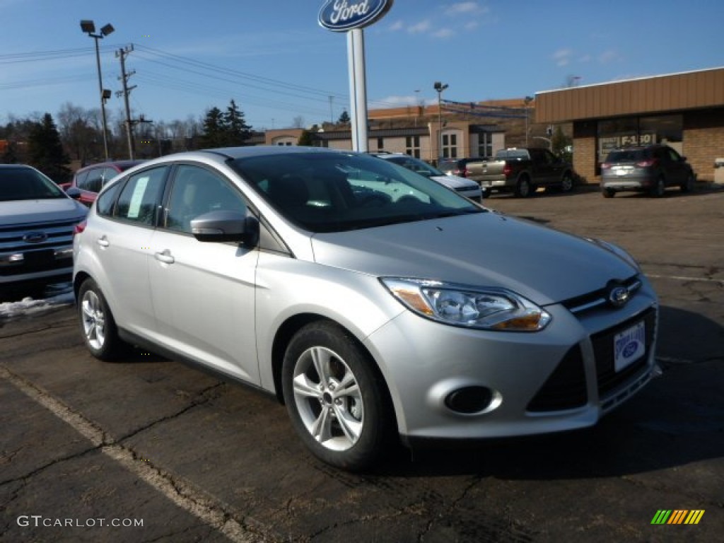 2014 Focus SE Hatchback - Ingot Silver / Medium Light Stone photo #1