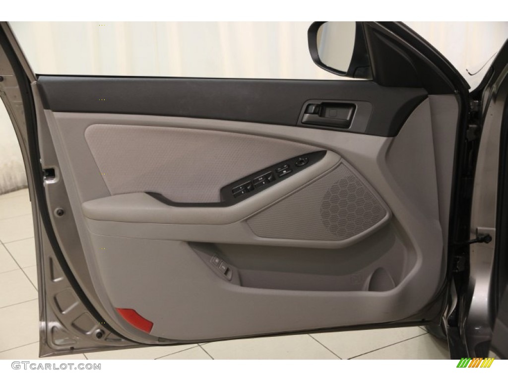 2013 Kia Optima LX Gray Door Panel Photo #102065916