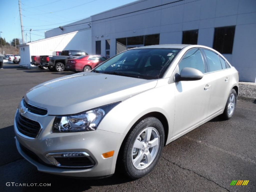 2015 Cruze LT - Champagne Silver Metallic / Brownstone photo #1