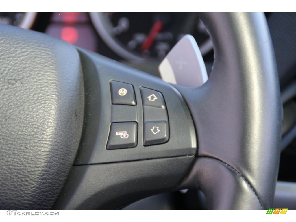 2010 BMW X6 M Standard X6 M Model Controls Photos