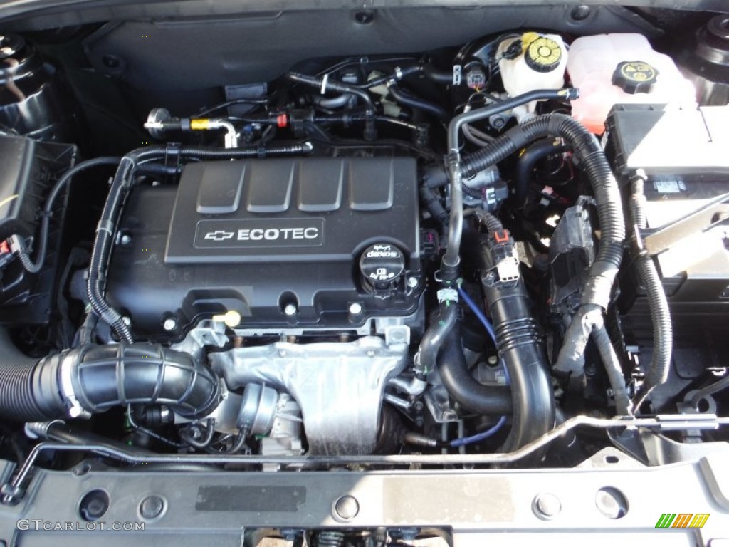 2015 Chevrolet Cruze LT Engine Photos