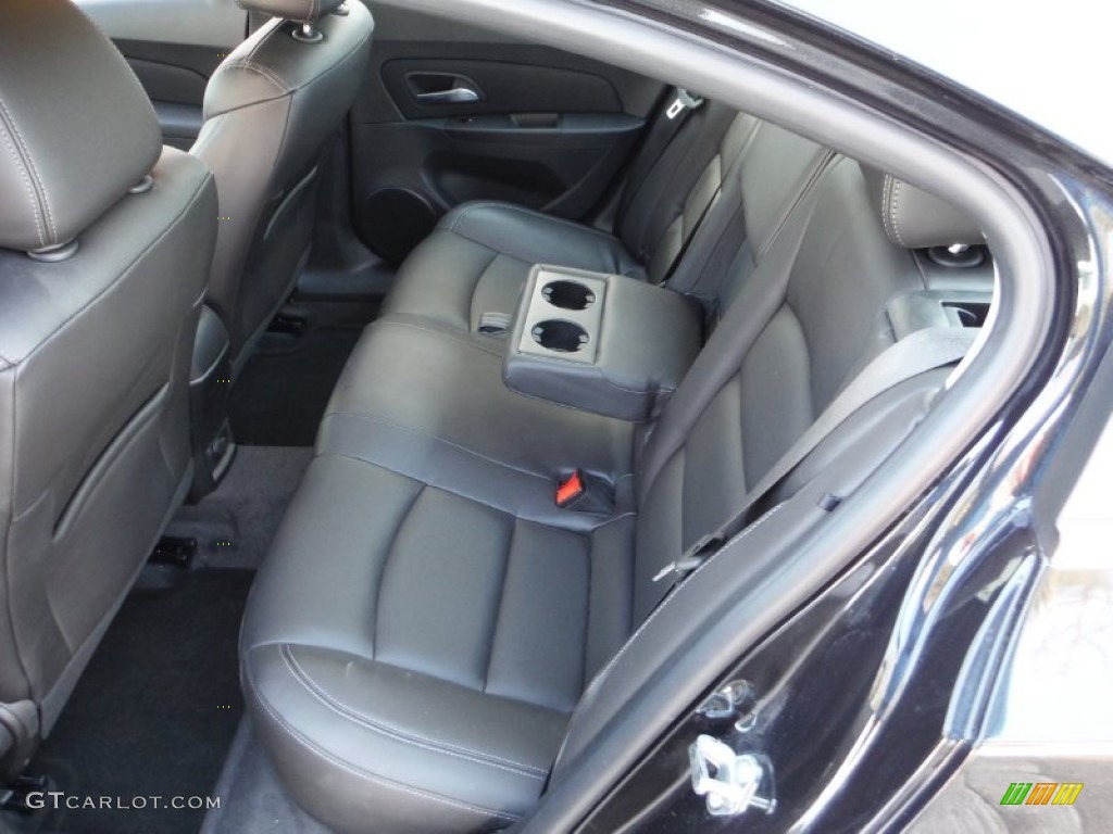 2015 Chevrolet Cruze LT Rear Seat Photos