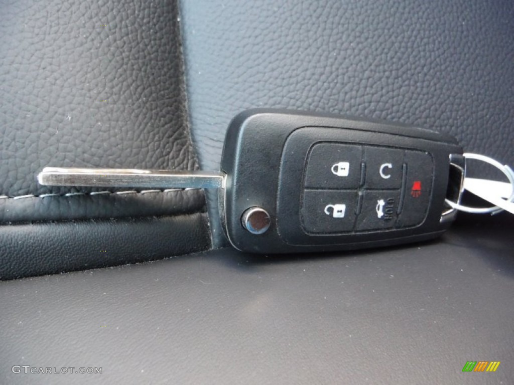 2015 Chevrolet Cruze LT Keys Photos