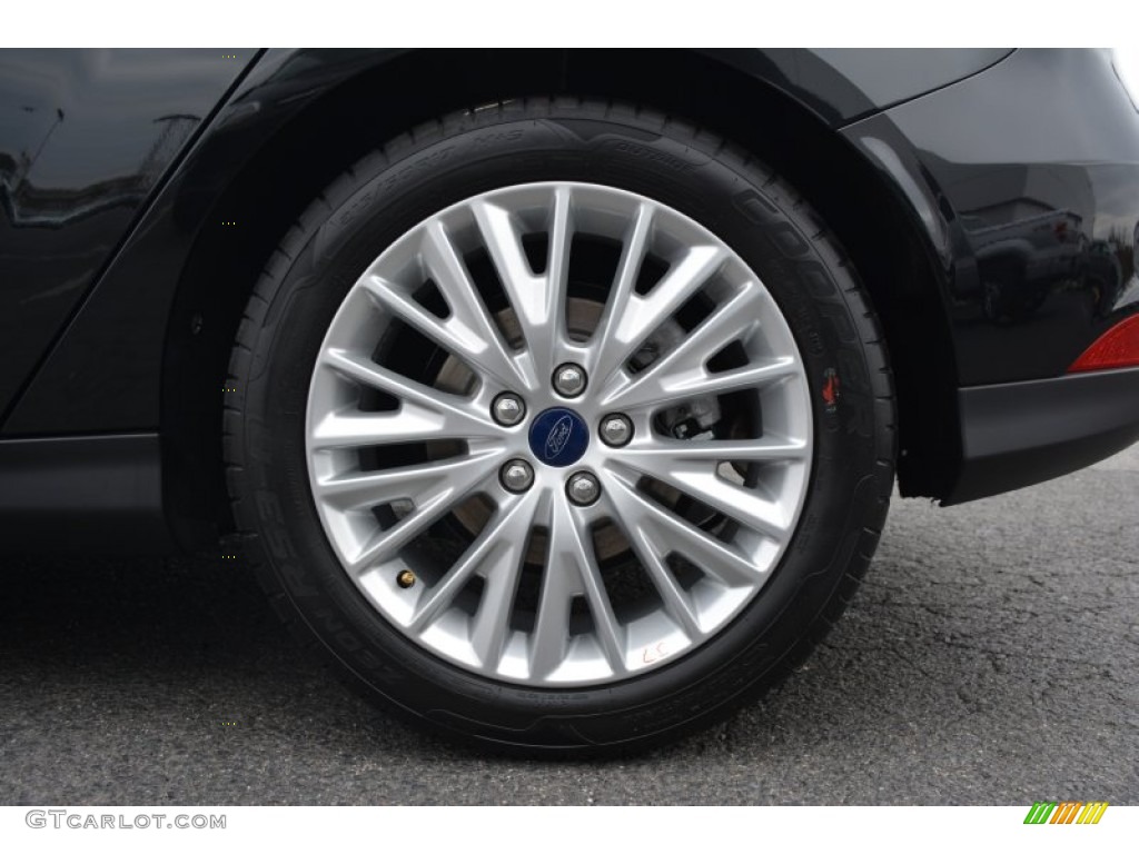 2015 Ford Focus Titanium Hatchback Wheel Photo #102078282